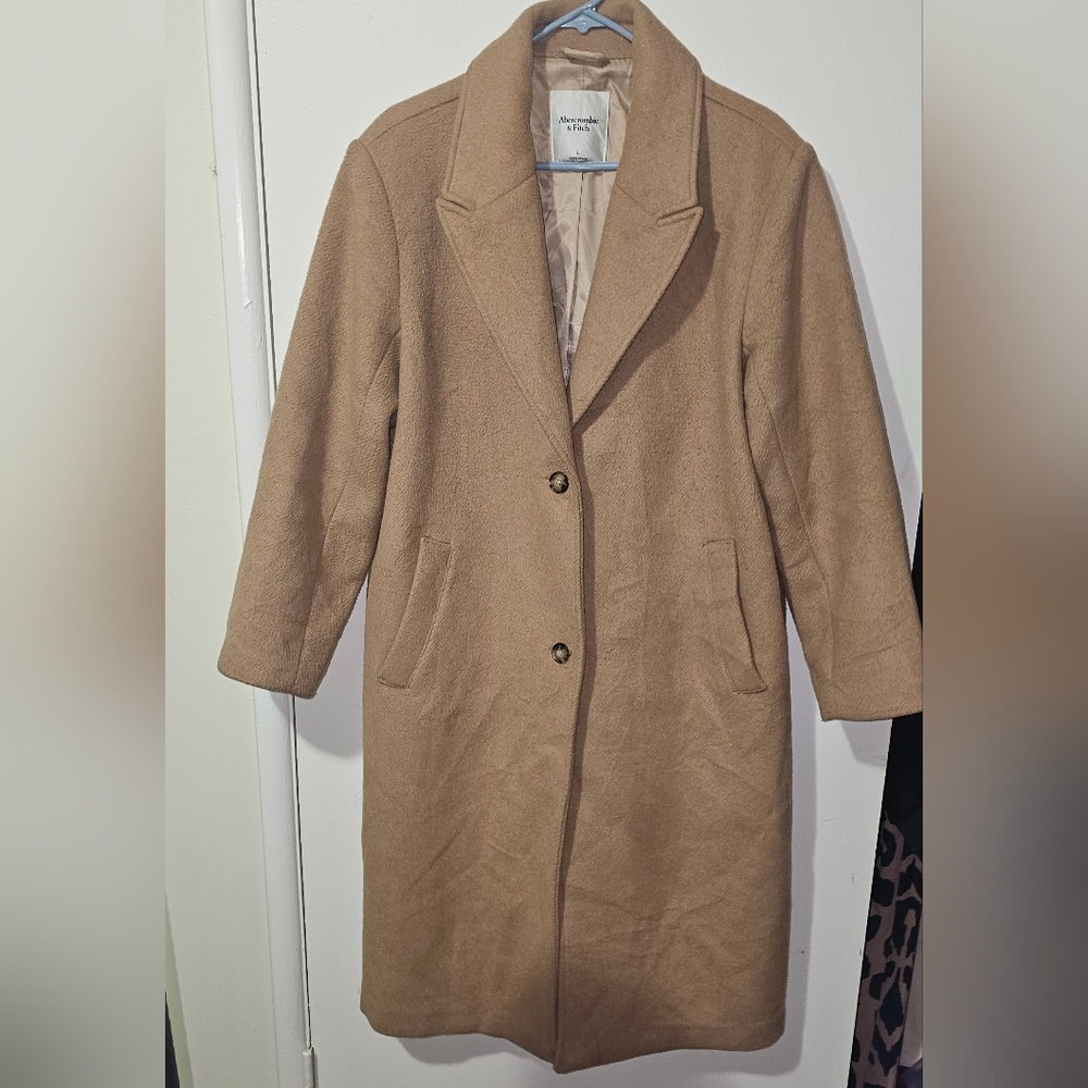 Abercrombie & Fitch Women's Camel Trench Coat